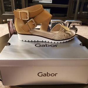Size 10 sandals brand new